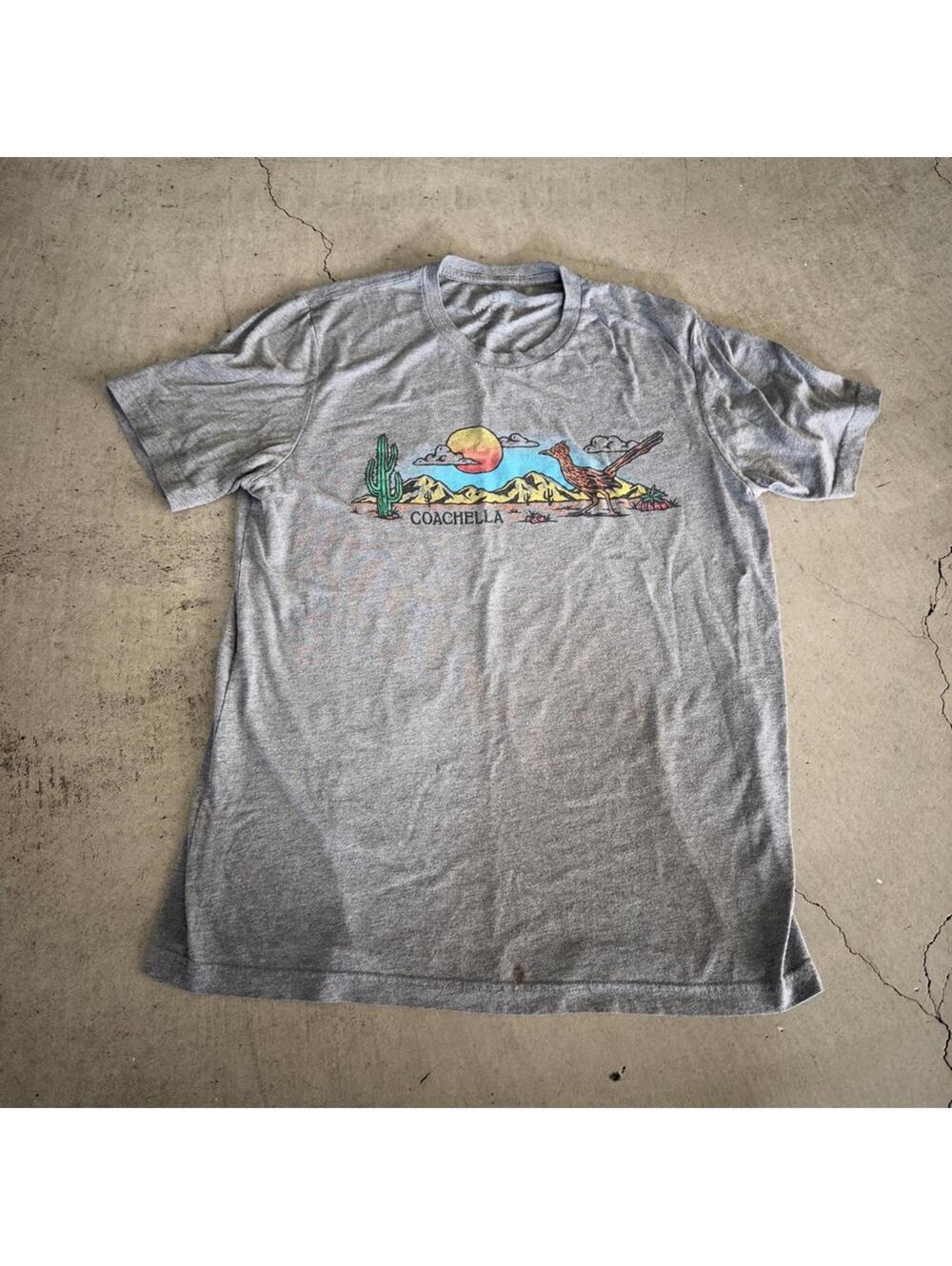 Coachella Music Festival Merchandise T-Shirt 2018 - large